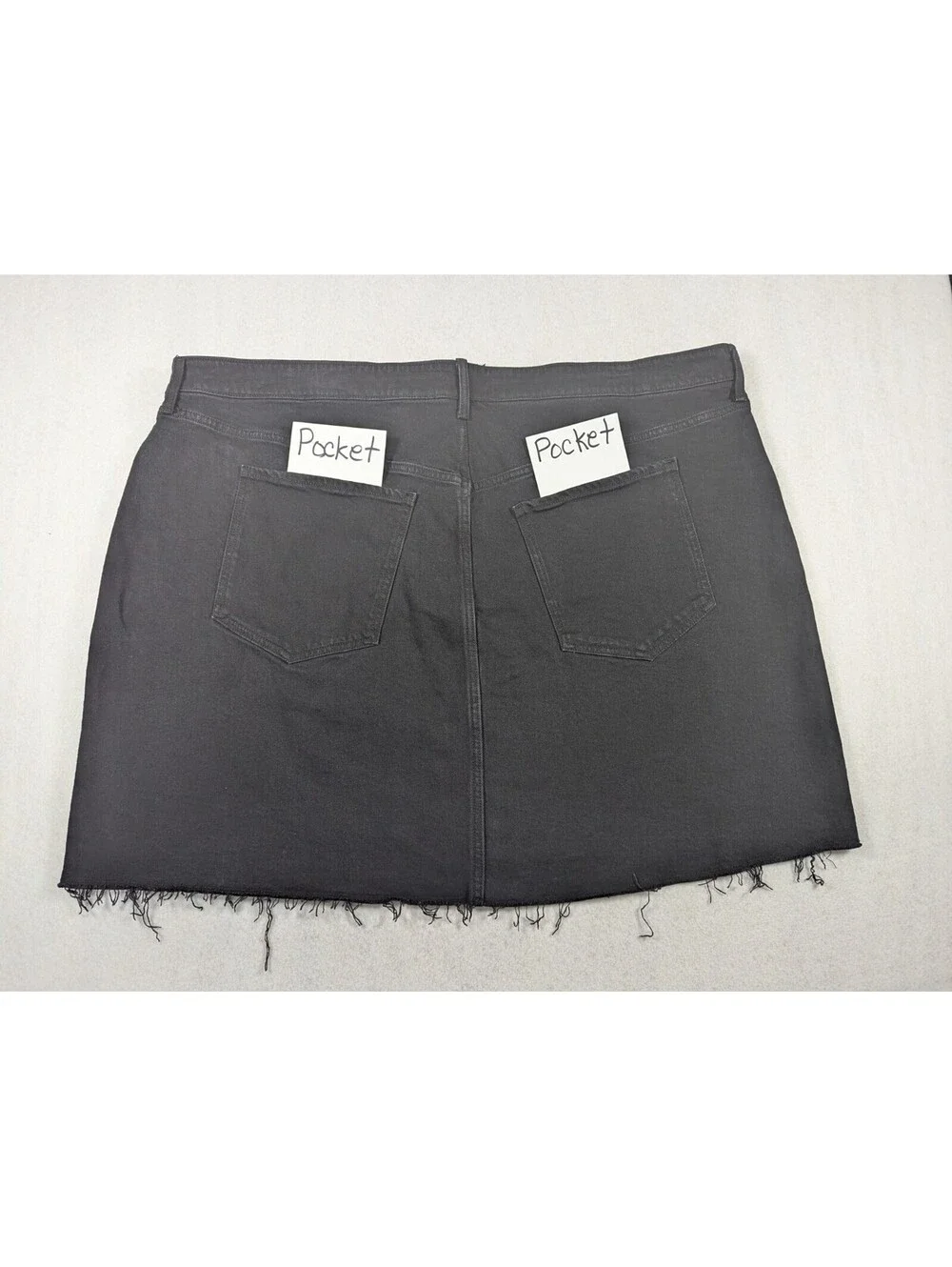 Old Navy - Women's -High Rise Smooth Pockets Black Denim Skirt Raw Hem - Size 28